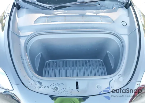 2022 Tesla Model Y Long Range Dual Motor All-Wheel Drive из США, поврежденный, VIN 7SAYGDEE0NF321512